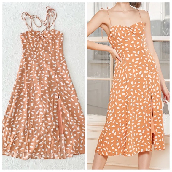 Lulus Dresses & Skirts - NWOT Lulus Party in Paris Light Orange Print Tie-Strap Midi Dress Large
